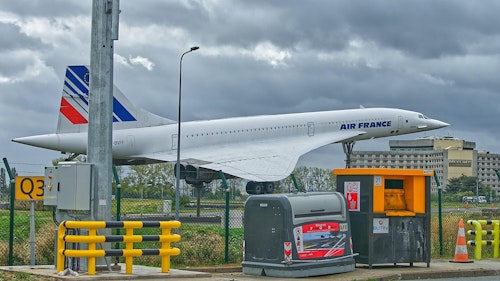 Where to buy a prepaid SIM Card or eSIM at Paris Charles de Gaulle Airport (2024)